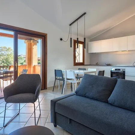 Apartment House Of Lens Golfo Aranci