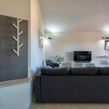 House Of Lens Apartment