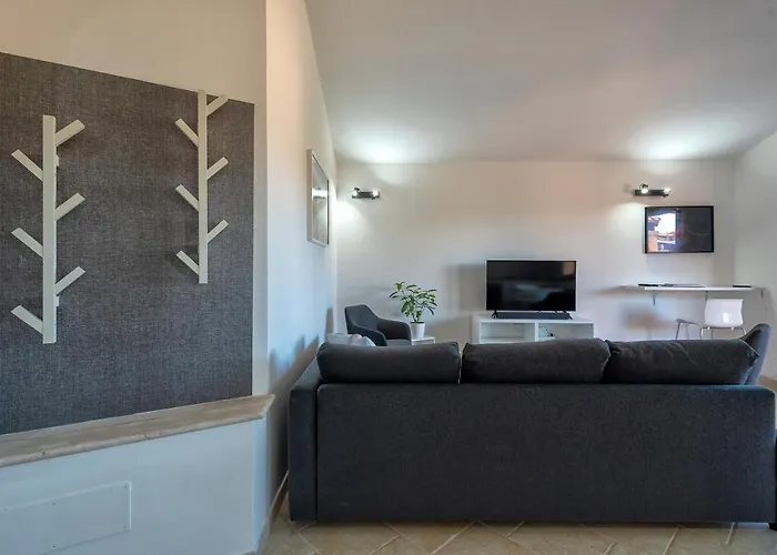 House Of Lens Apartman